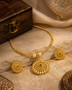 Chandrika Pearl Halo Gold Necklace Set