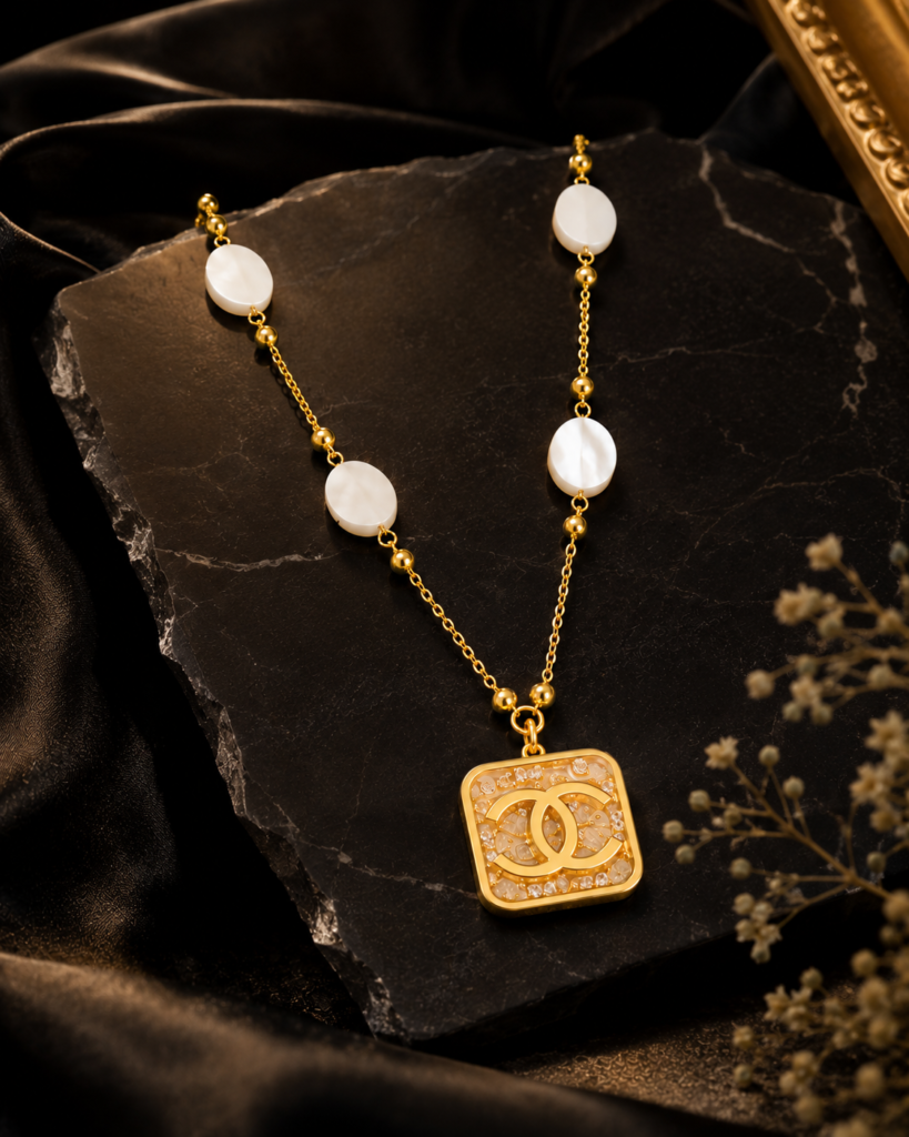Ivory Eclat Statement Pendant Necklace