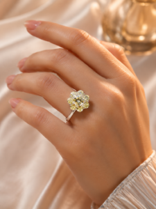 Zariya Champagne Bloom Ring